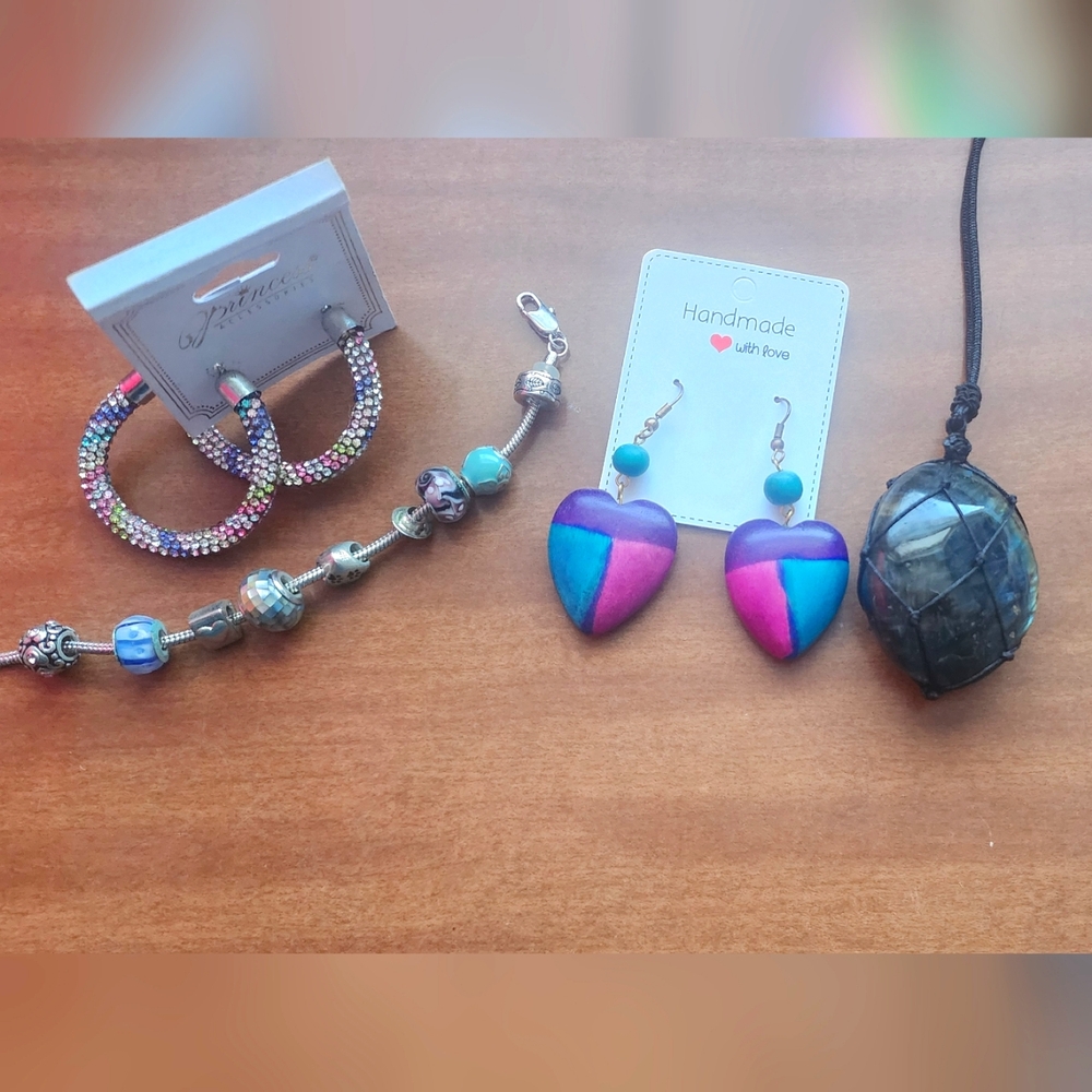 Jewelry bundle 5/$25